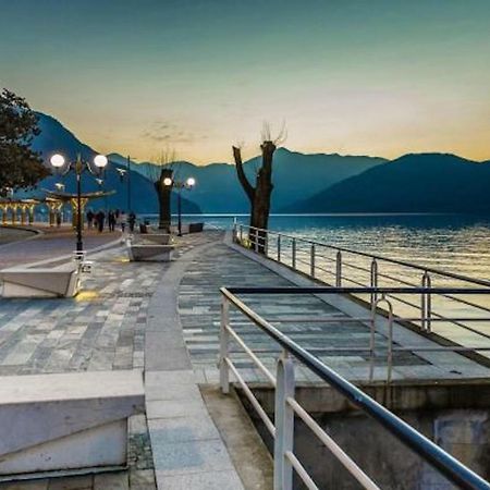 La Casa Nel Borgo Sul Lago Pisogne Bagian luar foto