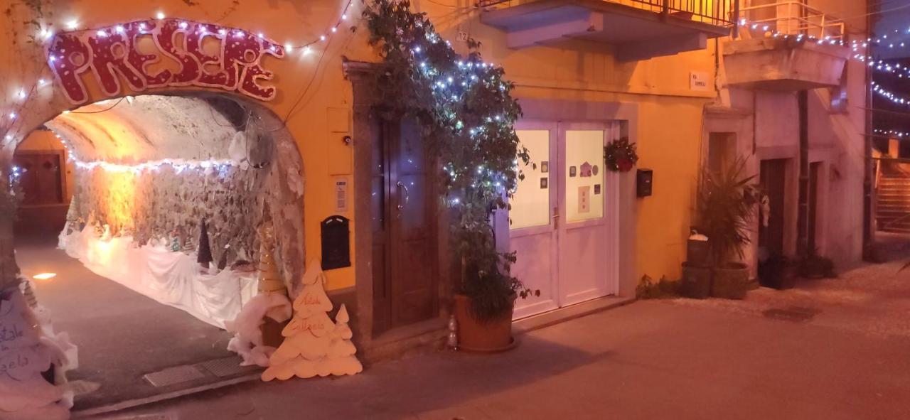 La Casa Nel Borgo Sul Lago Pisogne Bagian luar foto